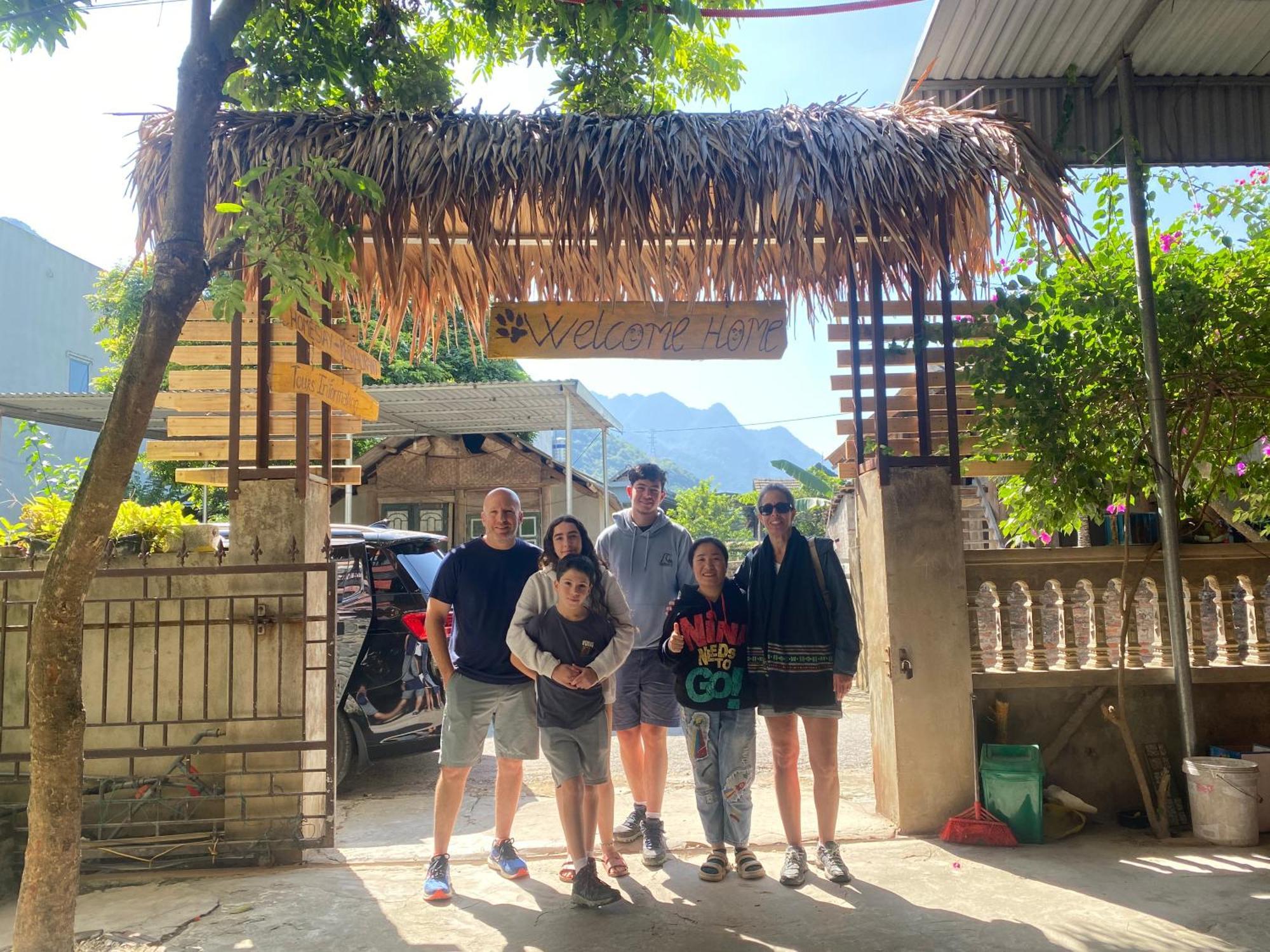 Hakuna Matata Homestay Майтяу Экстерьер фото